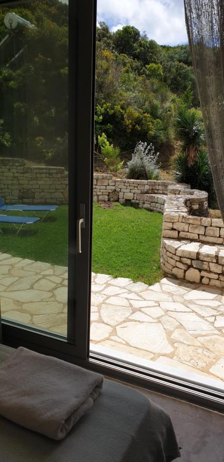 Angela Apartments Pool Gardens And Sea Views Agios Stefanos Avliotes  Eksteriør bilde
