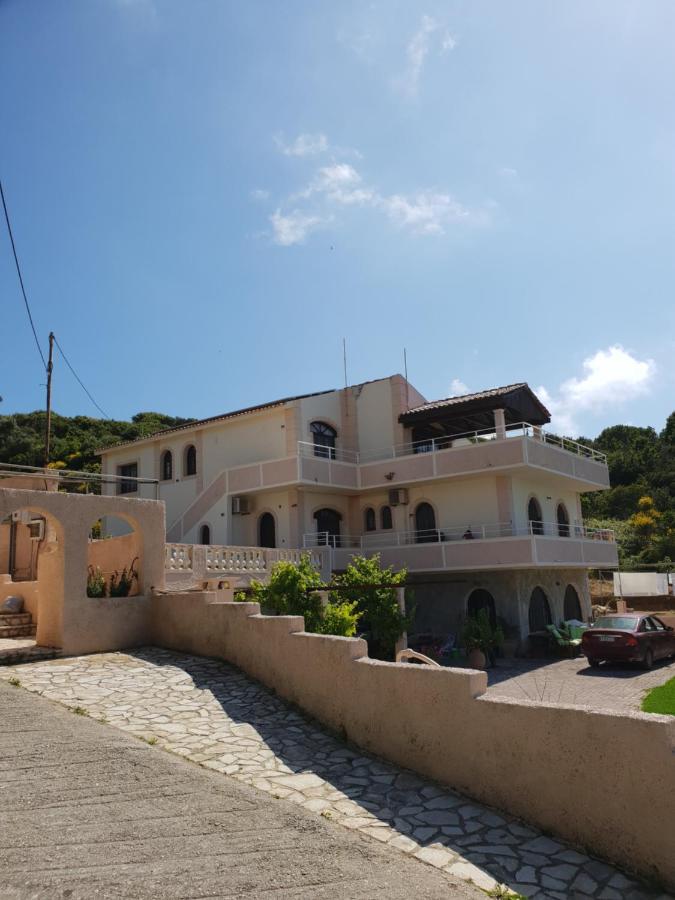 Angela Apartments Pool Gardens And Sea Views Agios Stefanos Avliotes  Eksteriør bilde